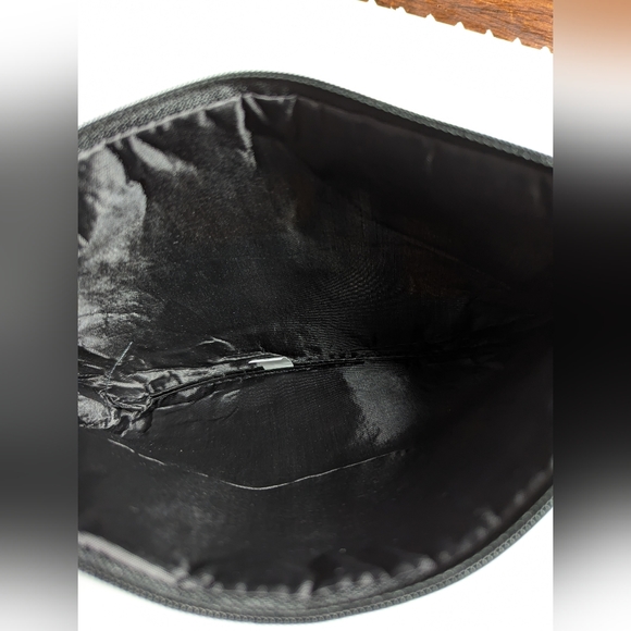 Cosmetic bag llama design - Picture 3 of 4